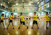 На старте - будущие чемпионы, леди и джентльмены